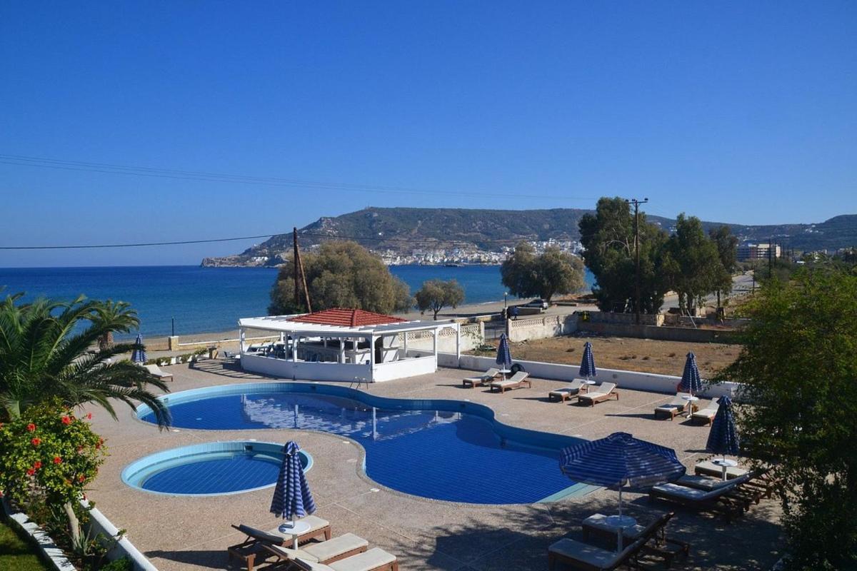 Mediterranean Hotel Karpathos Buitenkant foto